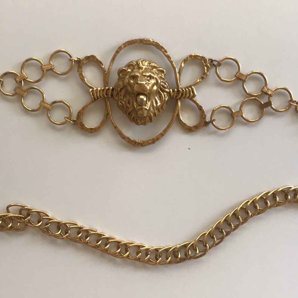 Vintage gold lion BELT metal chain